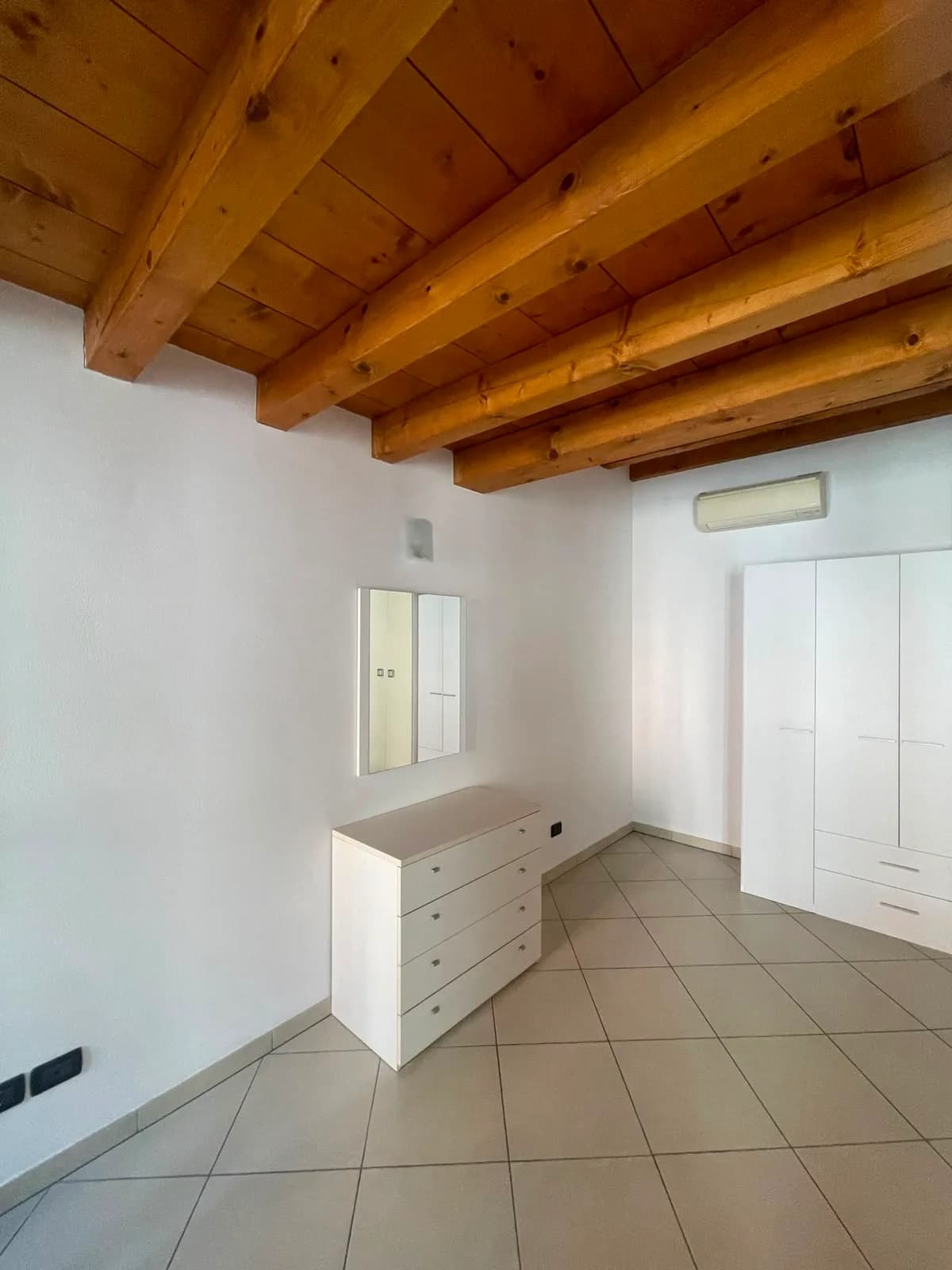 Appartamento in Via Roma, Mantova
